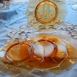 Vintage Set of 4 Cambridge Glass 7" Octogonal Luncheon Plates in Amber, Signed